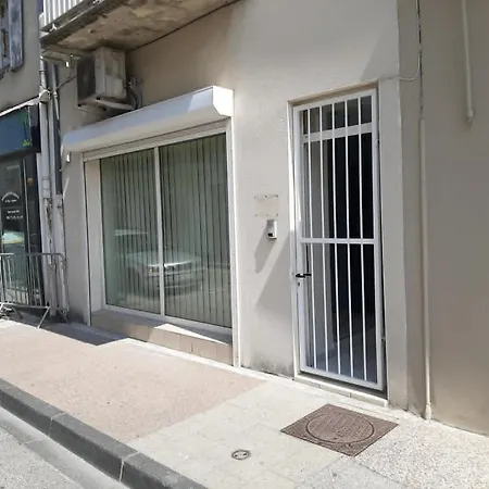 Entire Place Downtown Διαμέρισμα *